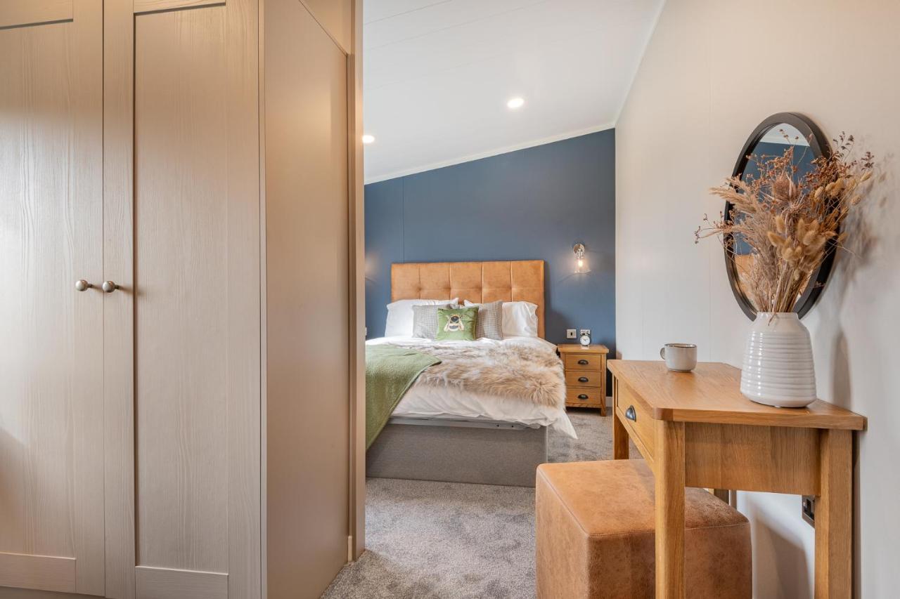 Oak Tree Timber Holiday Lodge Bassenthwaite Bagian luar foto